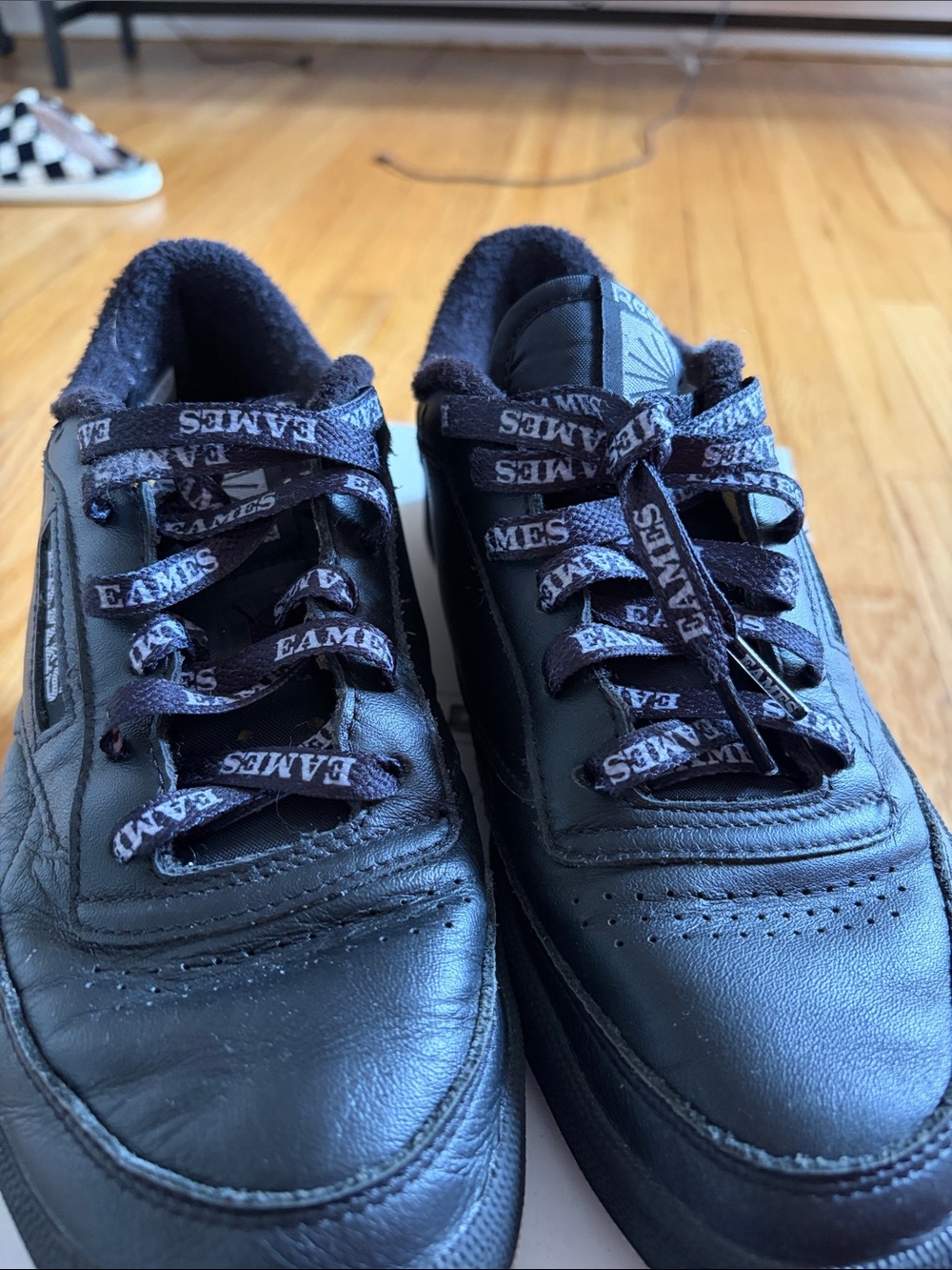 Eames Reebok - Picture 5 of 5